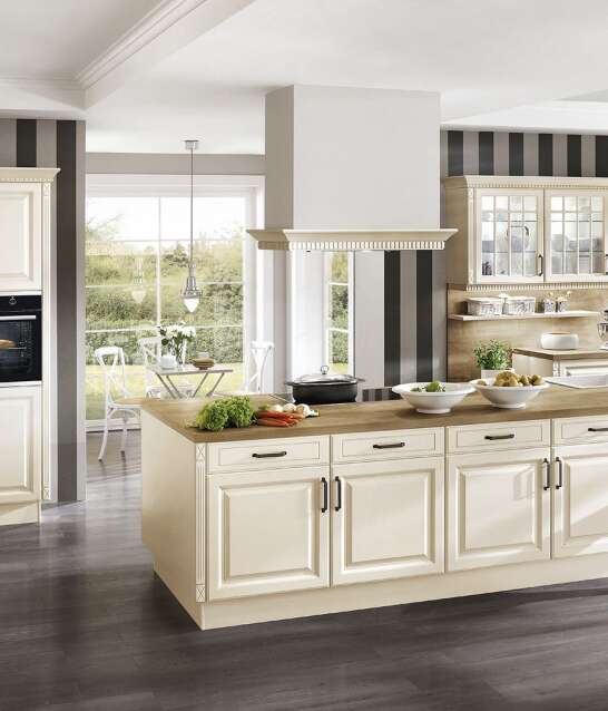 Offene Küche mit Insel